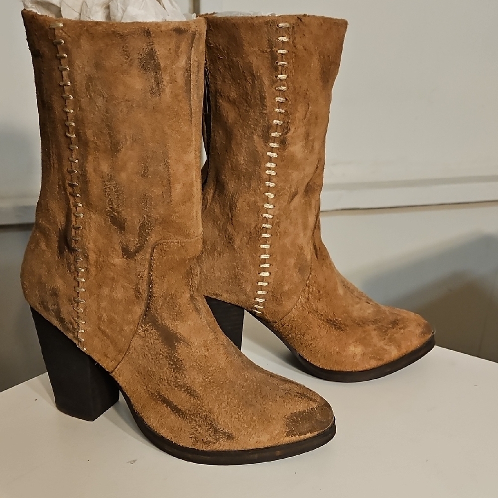 Free People Women's Tan Suede Boots